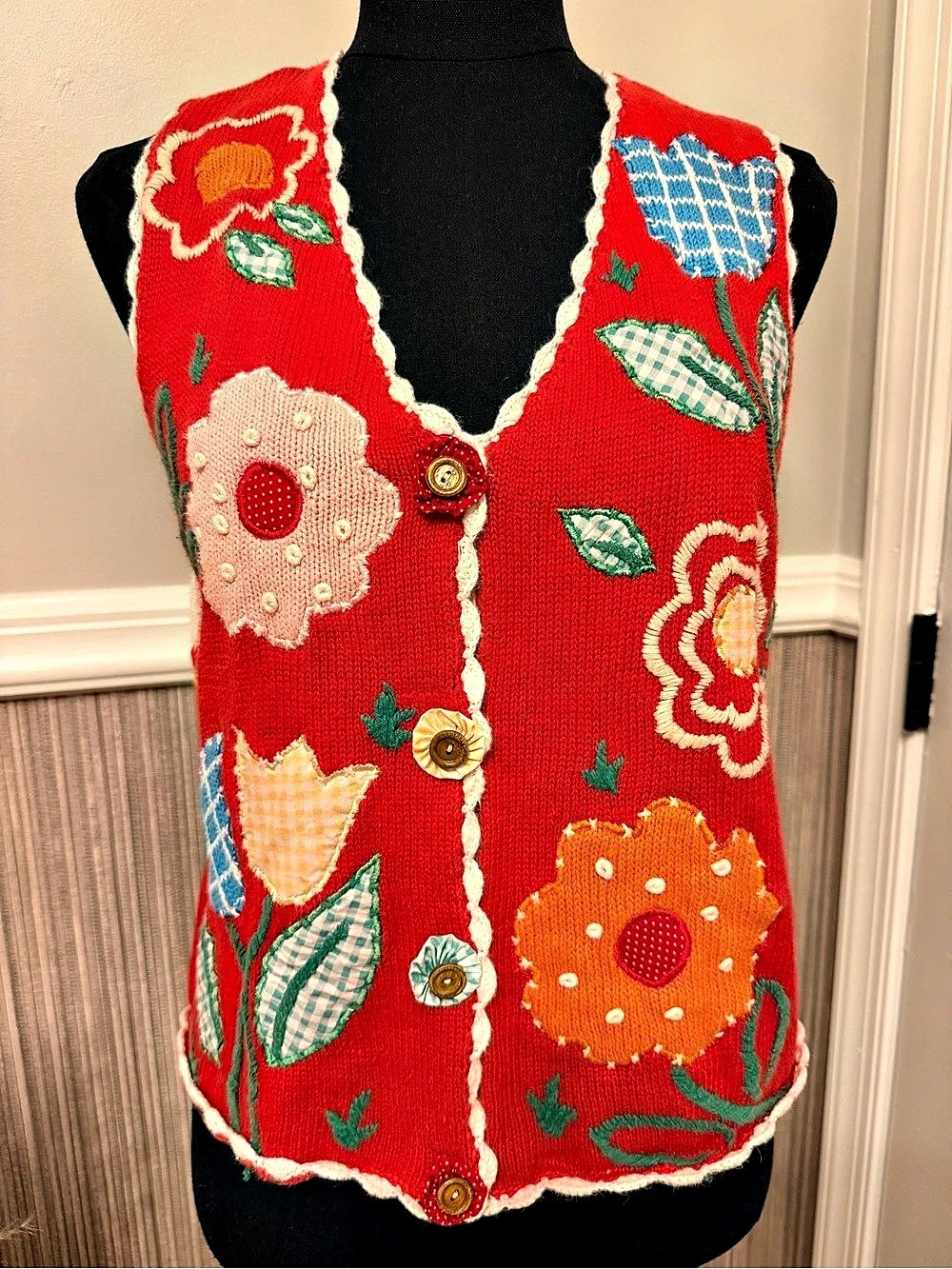 Vintage Eagle’s Eye Floral Garden Sweater Vest Applique Embroidery Red Womens M